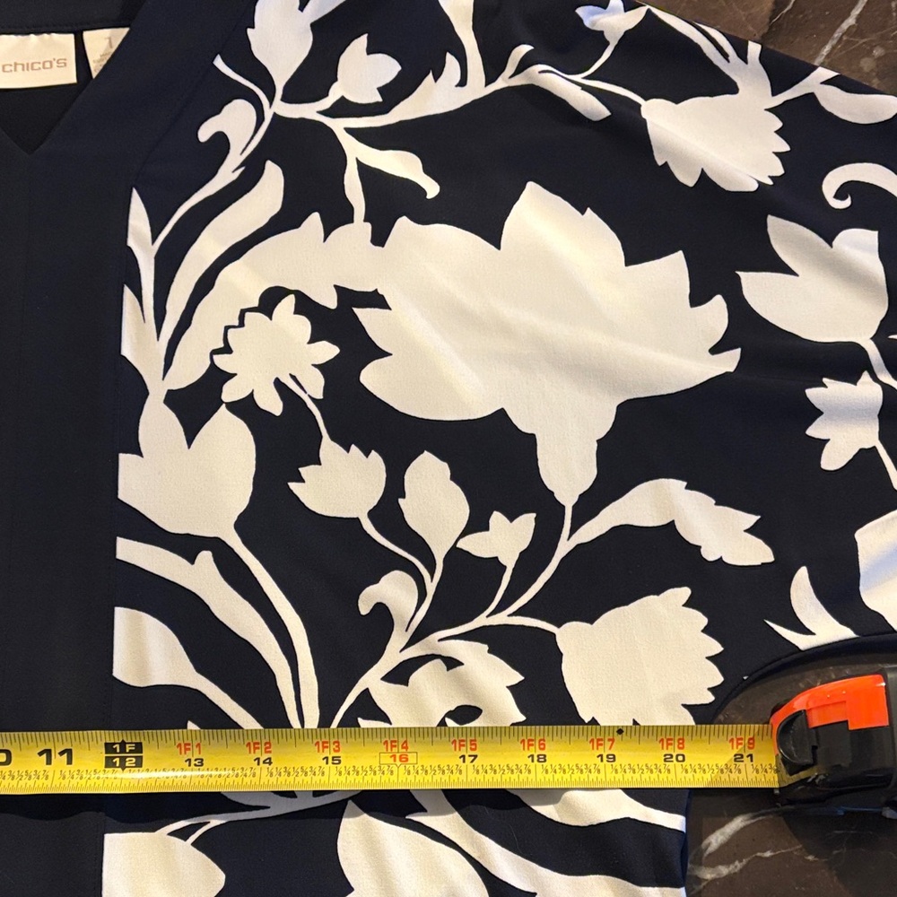 Chico's Black and White Floral Blouse - Picture 6 of 8